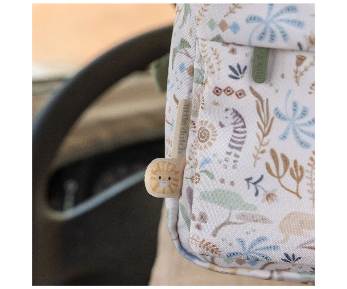 Mochila safari and friends