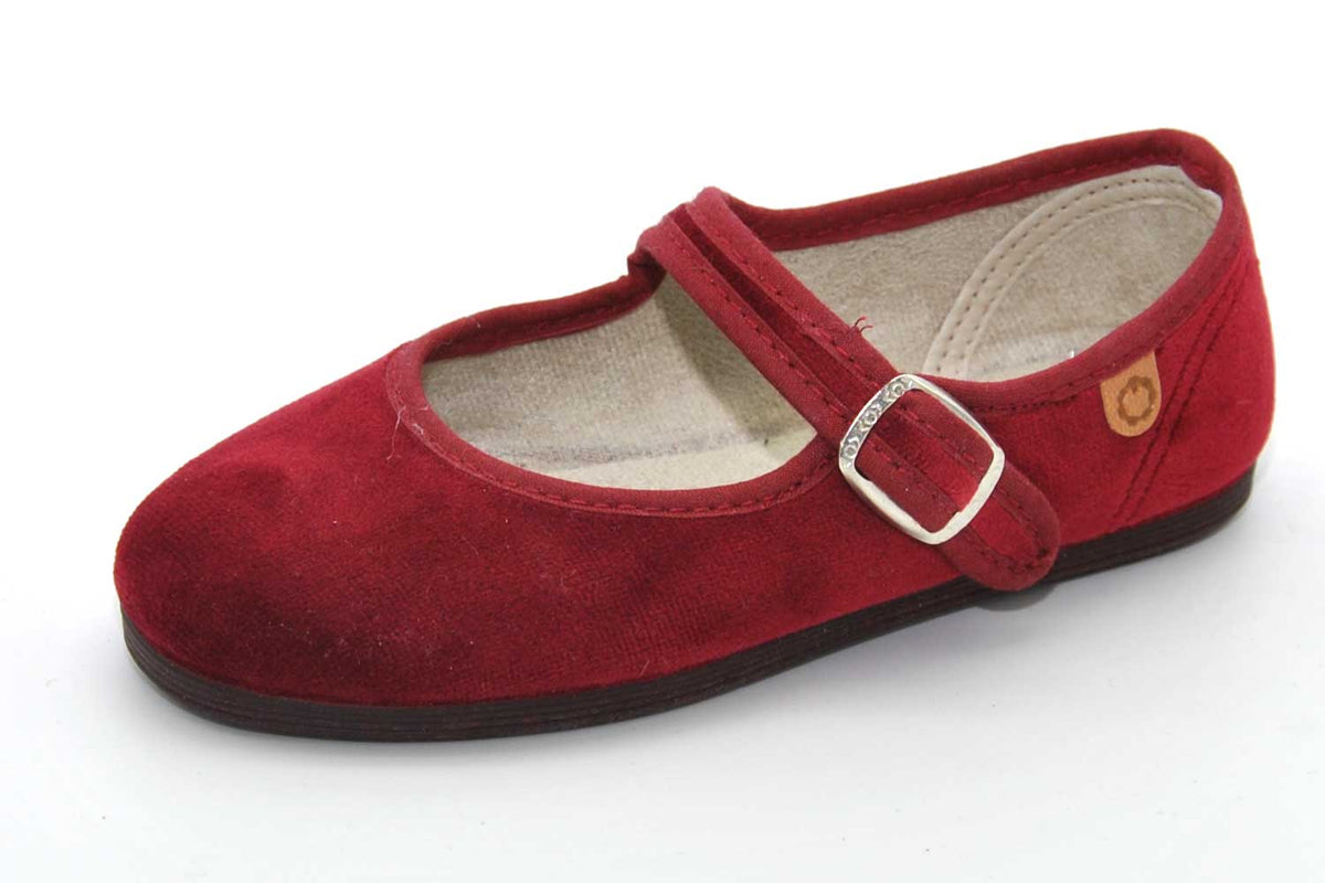 Mercedita Borgoña terciopelo