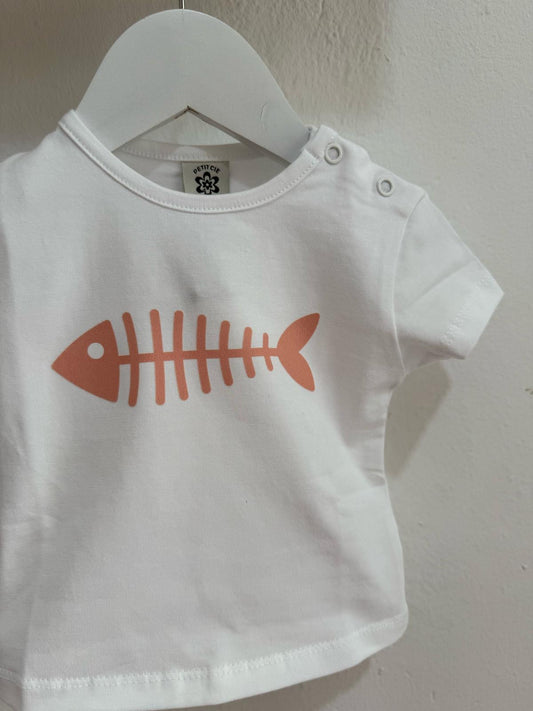 Camiseta blanca raspa naranja