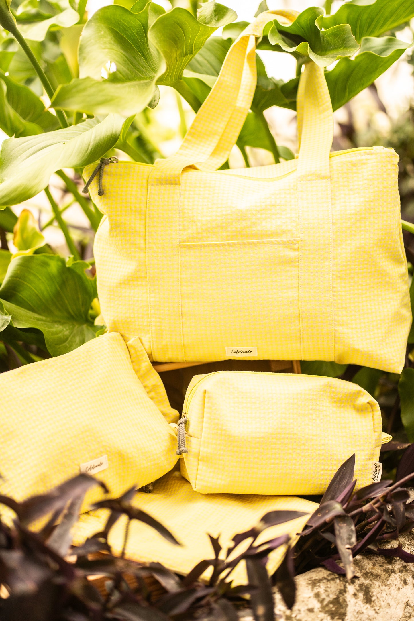Neceser volante amarillo flúor