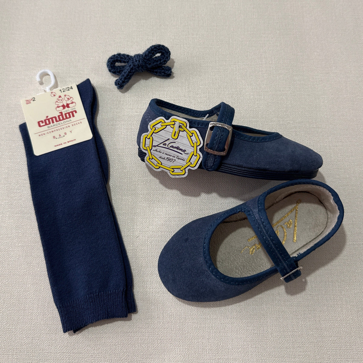Mercedita Lapis lazuli piel