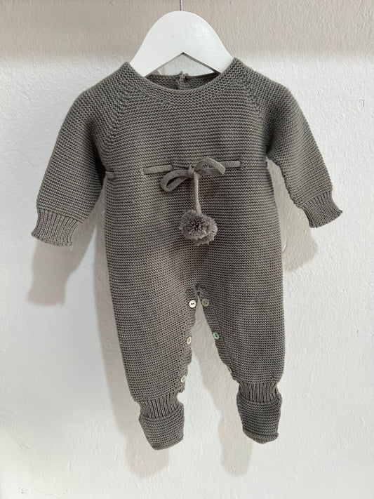 Pelele buzo de punto gris