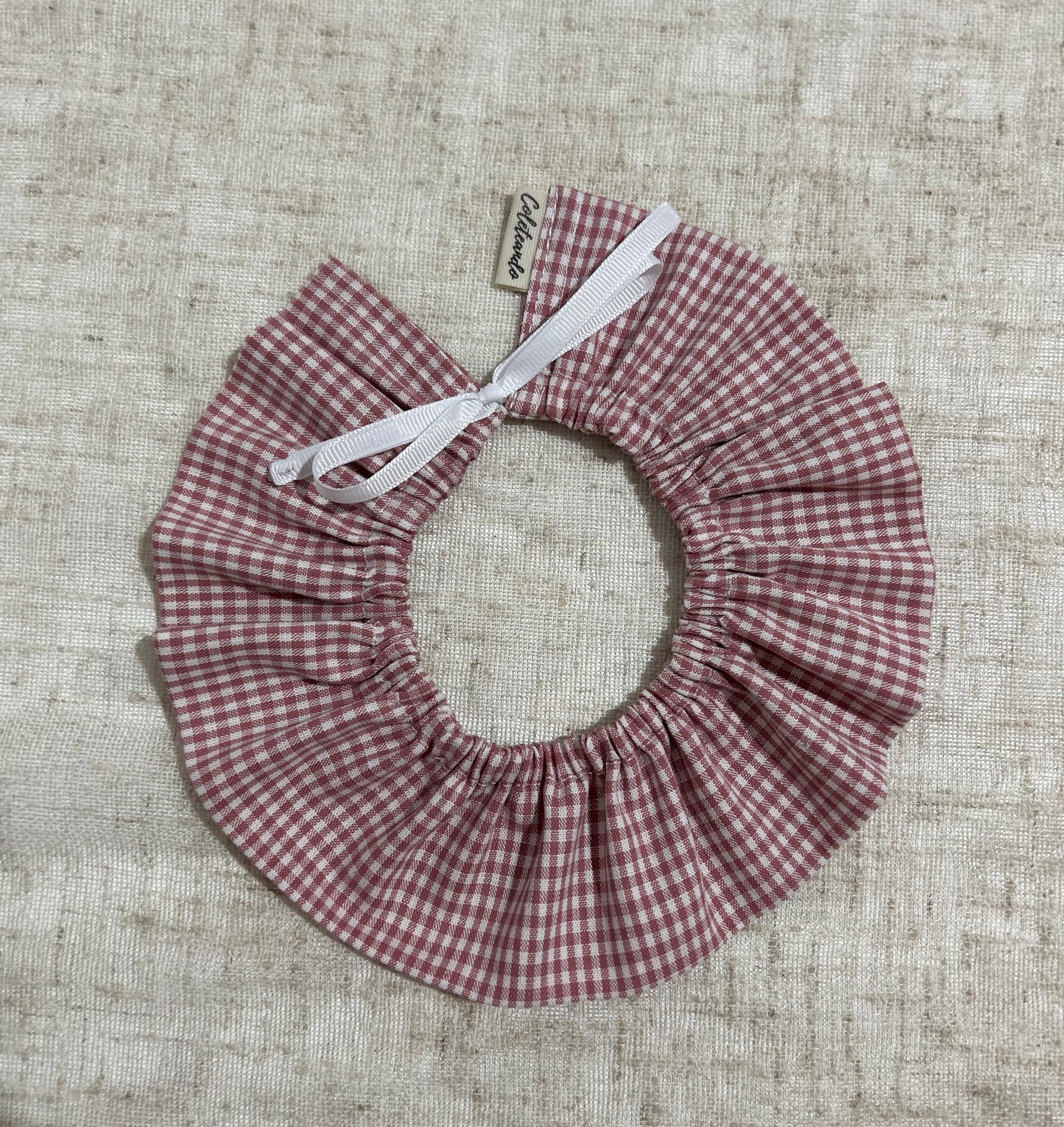 Cuello cuadros rosas