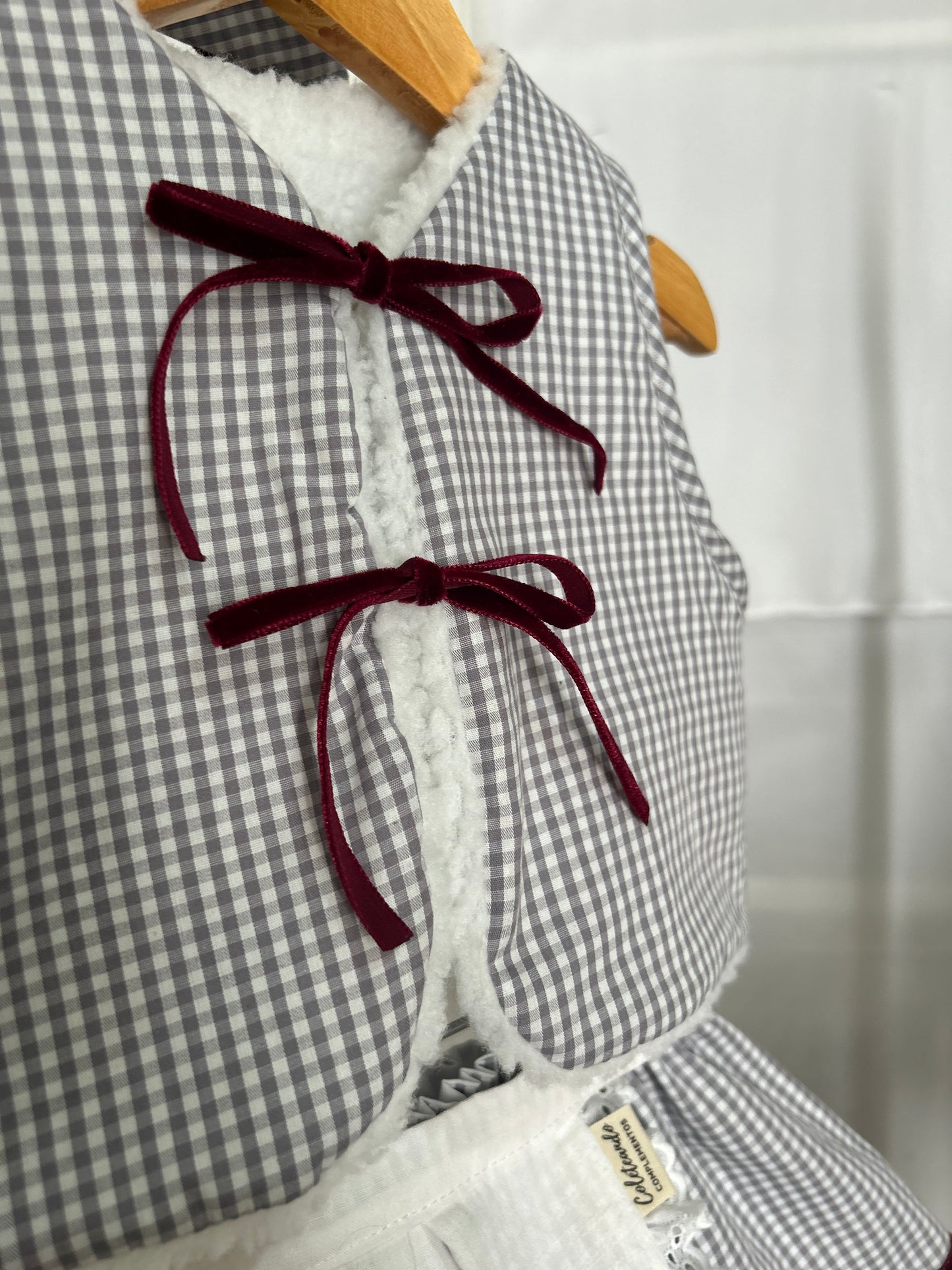 Traje pastorcilla vichy gris