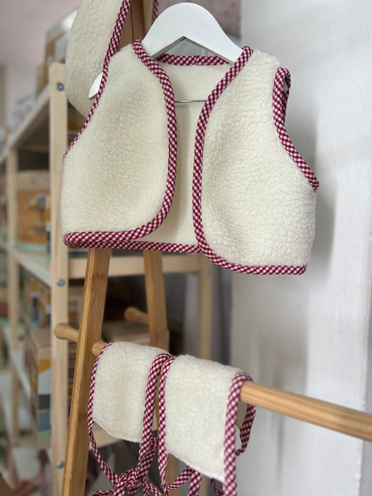 Traje pastorcillo vichy rojo