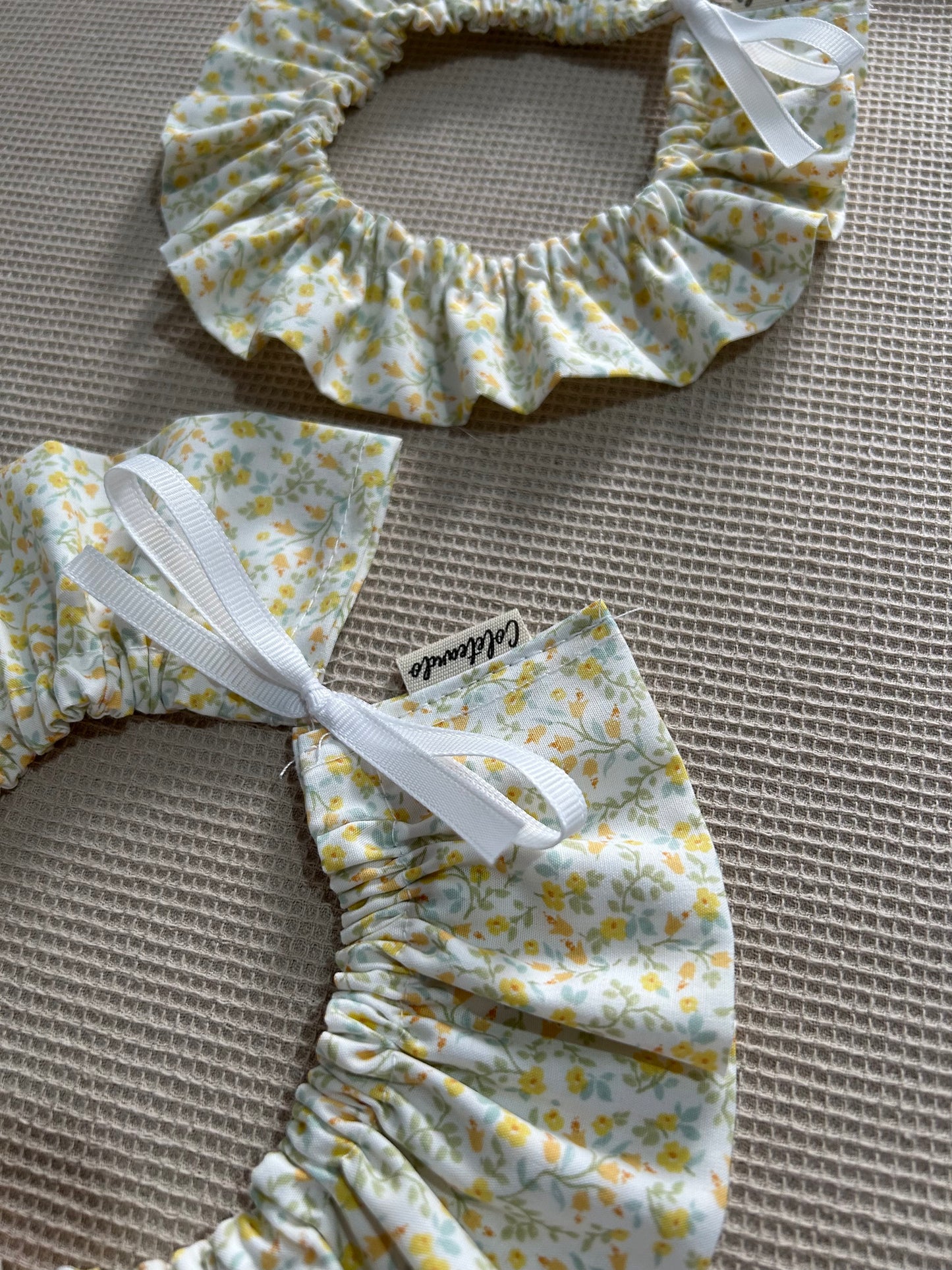 Cuello flor Valeria