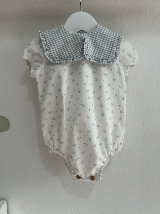 Pelele erizo gris