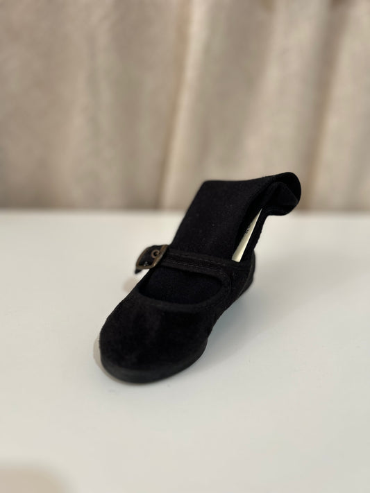 Merceditas negras antelina